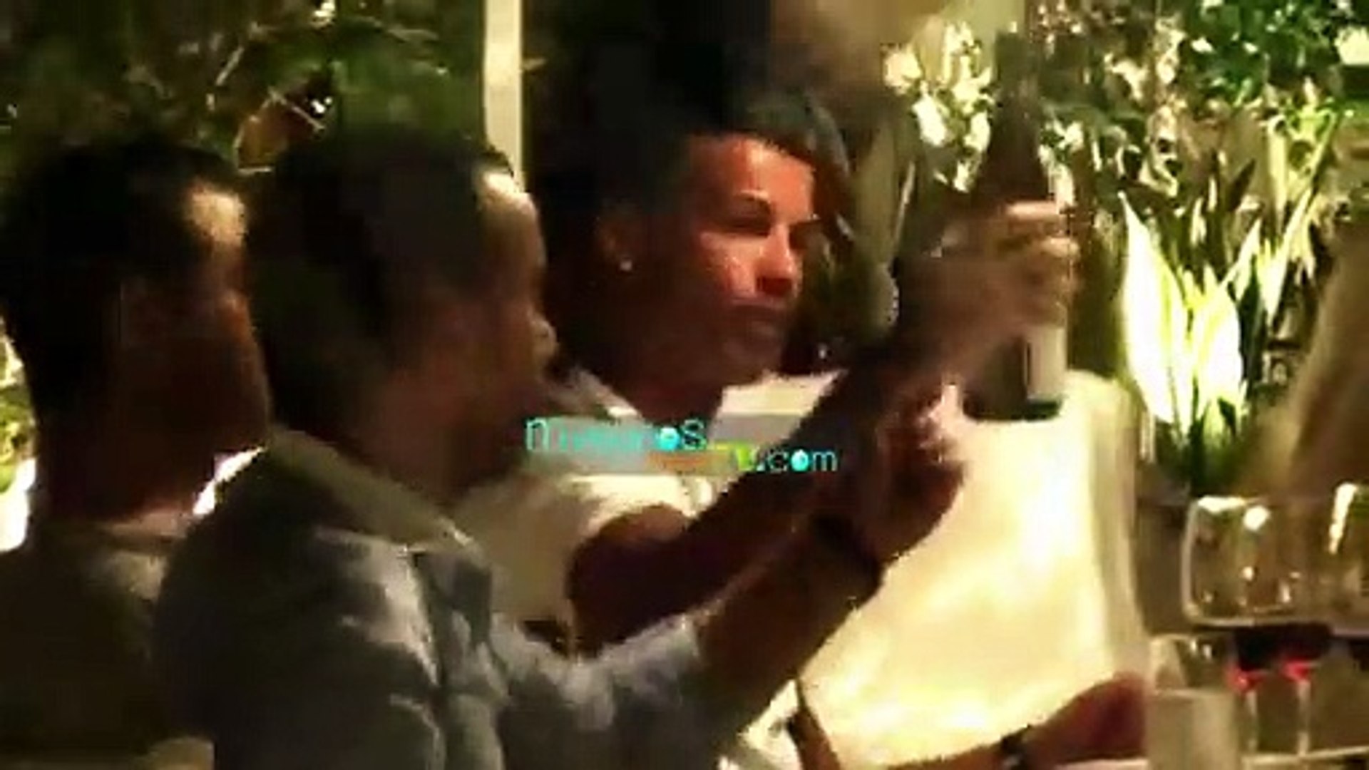 Mykonos TV filma Ronaldo em férias