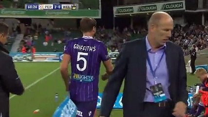 Expulsão de Ruben Zadkovich ao fim de 17 segundos