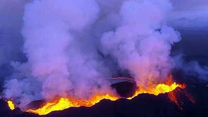 Download Video: Drone capta vulcão Bardarbunga em erupção