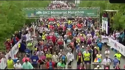 Fortes tornados nos Estados Unidos causam doze mortos