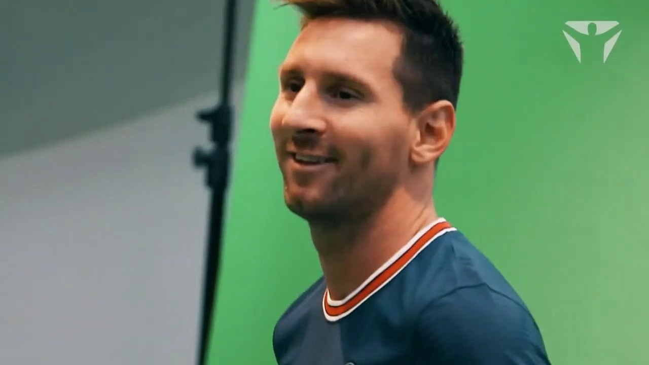 Leo Messi is officially a PSG player! - THIS IS WHEN MESSI WILL MAKE HIS PSG DEBUT!