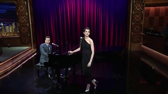 Atuação de Jimmy Fallon e Anne Hathaway surpreende