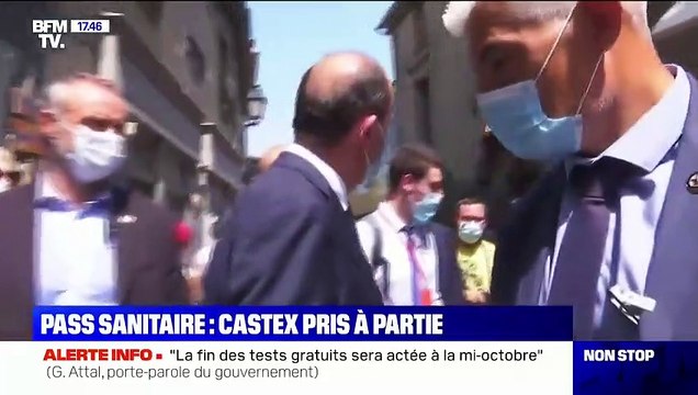 Coronavirus - Jean Castex bousculé par une passante cet après-midi : On est traité comme des chiens, Vous tuez la France ! On peut quand même manger sur une terrasse sans infecter personne !