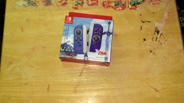 The Legend of Zelda: Skyward Sword HD Switch Joy Cons Unboxing