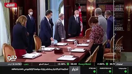 ...كما يأتي قرار الغنوشي المفاجئ وسط أنباء ...