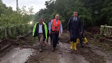 Son dakika: Bakan Karaismailoğlu, helikopterlerle Ayancık'tan tahliyelerin yapıldığını açıkladı