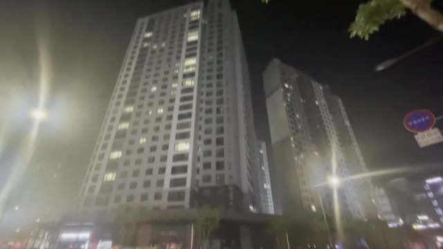 천안 아파트 지하주차장 화재...주민 등 9명 부상 / YTN