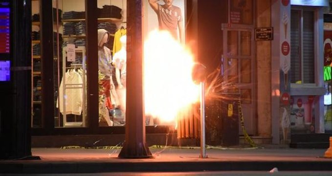 Çöp kutusundaki kadın çantası fünye ile patlatıldı