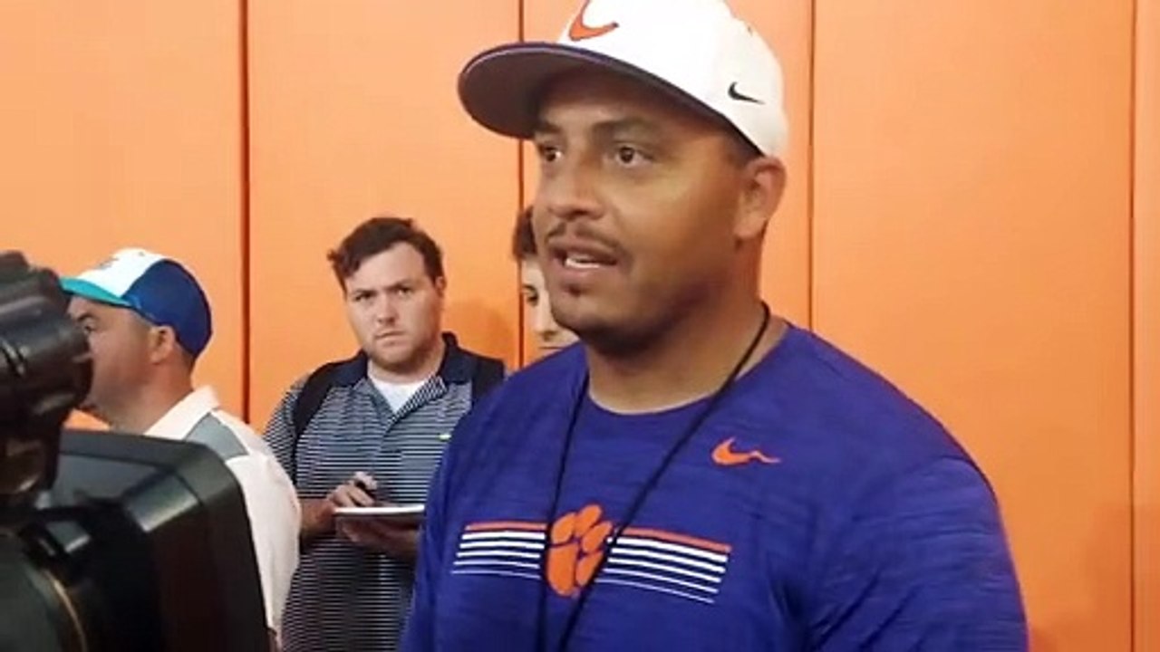 Elliott on Uiagalelei Impact on Running Game