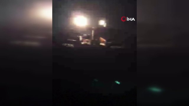 Artvin’de heyelan nedeniyle 4 köy ulaşıma kapandı, kız istemeye giden aile mahsur kaldı