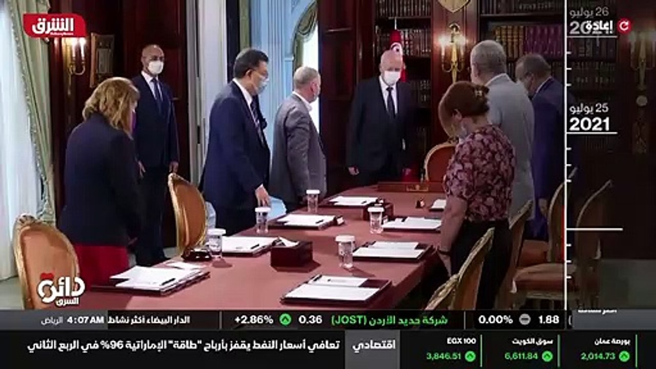 ...وفي تغير كامل للهجة للهجة الخطاب ، اعلن ...