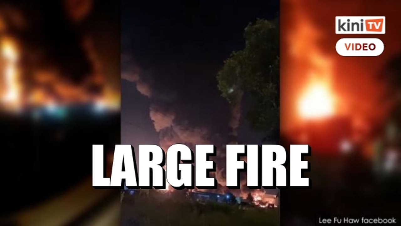 Plastic recycling facility destroyed by large blaze