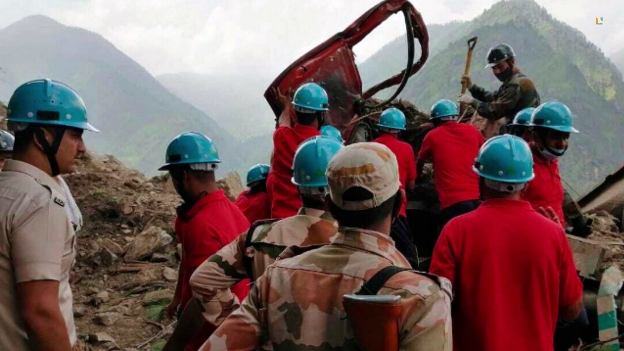 Himachal landslide toll rises to 13 as rescue ops resume, passengers of bus, car still missing