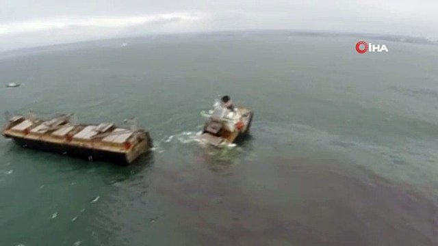 - Japonya’da karaya oturan yük gemisi ikiye bölündü