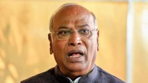 Mallikarjun Kharge meets Venkaiah Naidu