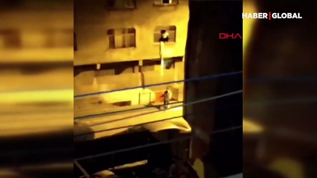 İstanbul'da 500 kaçak göçmen yakalandı: Kimi çarşaf sarkıttı, Kimi yangın merdiveninden atladı 