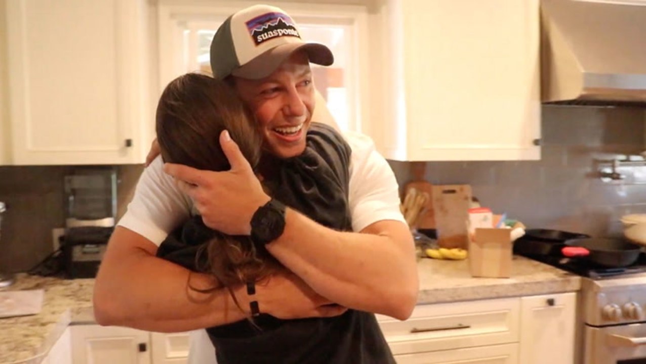 Soldier Surprises His Mom After 1 Year Away From Home