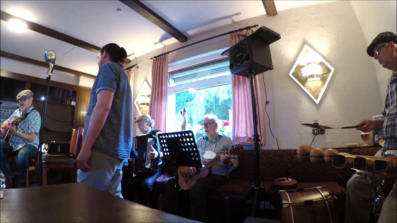 Love Me Or Leave Me 1928 [ Laid Back Jazz Band ]