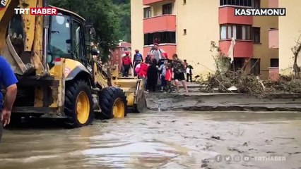 Bozkurt ve Ayancık'ta tahliye sürüyor