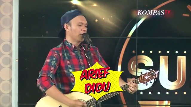 Stand Up Comedy Seru: Roasting Uus Katanya Mirip Trex?