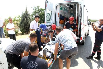 Otomobil yolcu otobüsüne çarptı: 1 yaralı