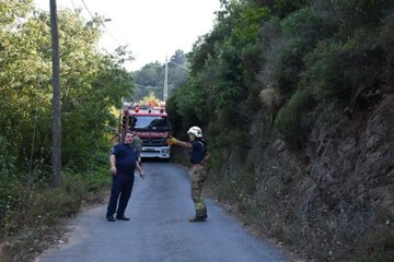 Sarıyer'de çıkan yangının soğutma çalışmaları devam ediyor