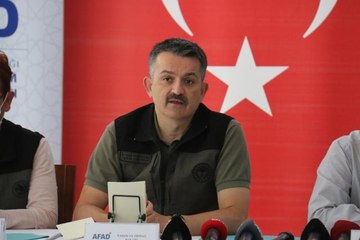 Son dakika haber: Bakan Pakdemirli: "Tüm yangınlar kontrol altına alındı"