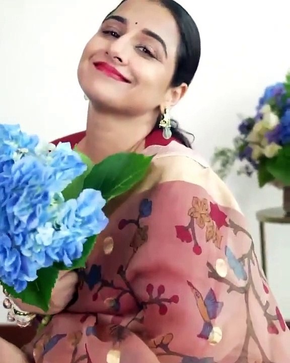 Watch Vidya Balan New Photoshoot in Saree - Kerala9.com