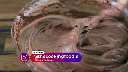 Easy Homemade Chocolate Ice Cream Recipe (Only 3-Ingredients)