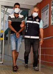 MİNİBÜSTE 38 KAÇAK GÖÇMEN YAKALANDI, SÜRÜCÜ TUTUKLANDI