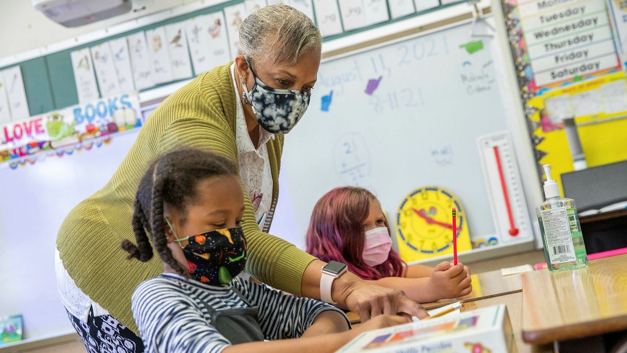 California Teachers Must Now Be Fully Vaccinated Against COVID-19 or Be Tested Regularly