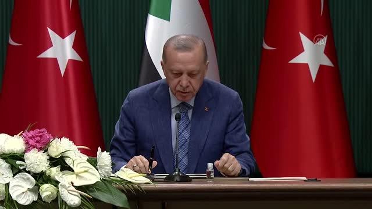 Son dakika haberleri! Cumhurbaşkanı Erdoğan: "Kardeş Sudan halkının ve yönetiminin yanında olmaya, gelecekte dayanışma içinde ilişkileri sürdürmeye kararlıyız"