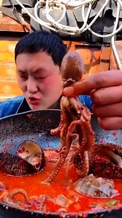 SPICY SEAFOOD | SQUID OCTOPUS SUPER NICE EATING |  أصوات الأخطبوط ال | #shorts #63