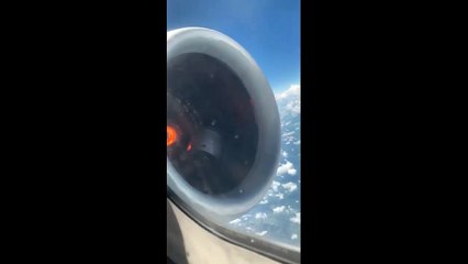 Quand le réacteur de ton avion perd une pièce en plein vol