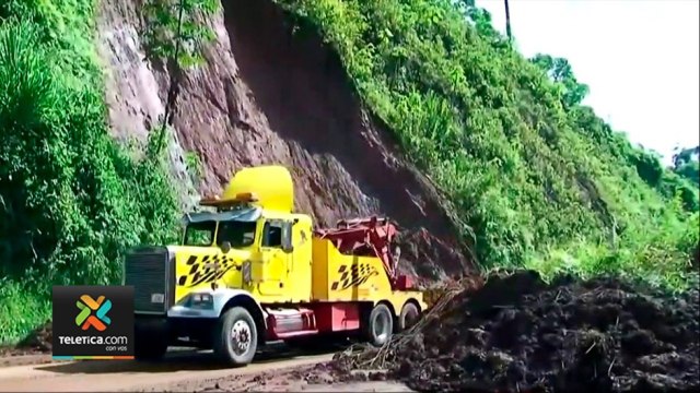 tn7-ruta-32-cumple-veinte-horas-cerrada-tras-derrumbe-120821