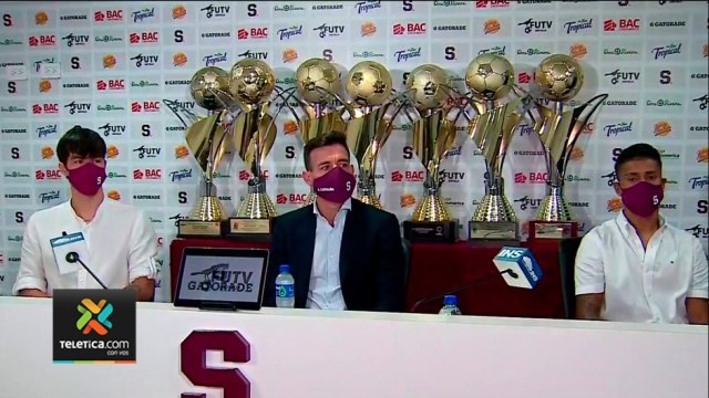 td7-saprissa-presenta-a-sus-dos-nuevos-delanteros-120821