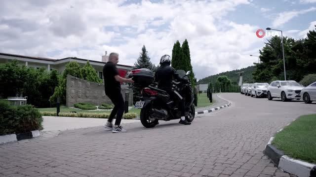 Beşiktaş, Ghezzal ile 3+1 yıllık sözleşme imzaladı