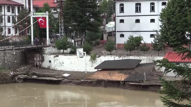 Son dakika haber... KASTAMONU - Azdavay ilçesinde selden etkilenenler yaşadıklarını anlattı