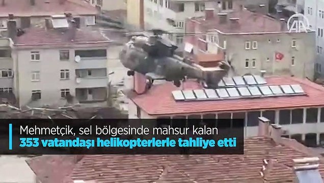 Mehmetçik, 353 vatandaşı helikopterlerle tahliye etti