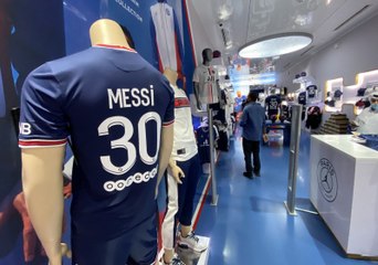Jersey Messi dengan PSG Ludes Terjual dalam 30 Menit, Ini Harganya