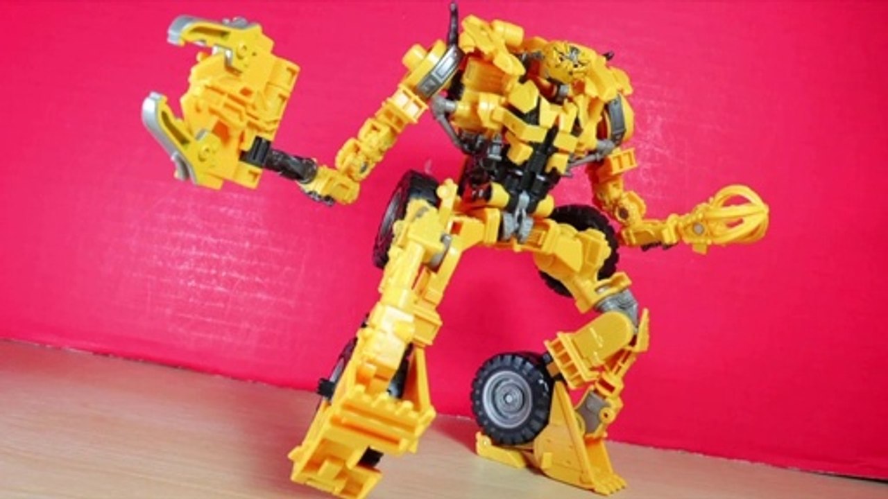  TRANSFORMERS: Generations Studio Series SCRAPPER | Canadia' Reviewer #355