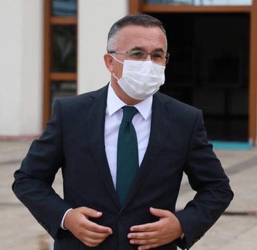 Rize Valisi Kemal Çeber, kentte Kovid-19 vaka sayılarının hızla arttığını açıkladı