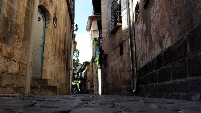 Tarihi mahallede vatandaşlar endişeli: Evler boşaltıldı…