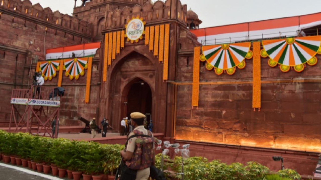 Police holds high-level meet, reviews security preparation