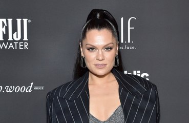 Jessie J unable sing due to pain