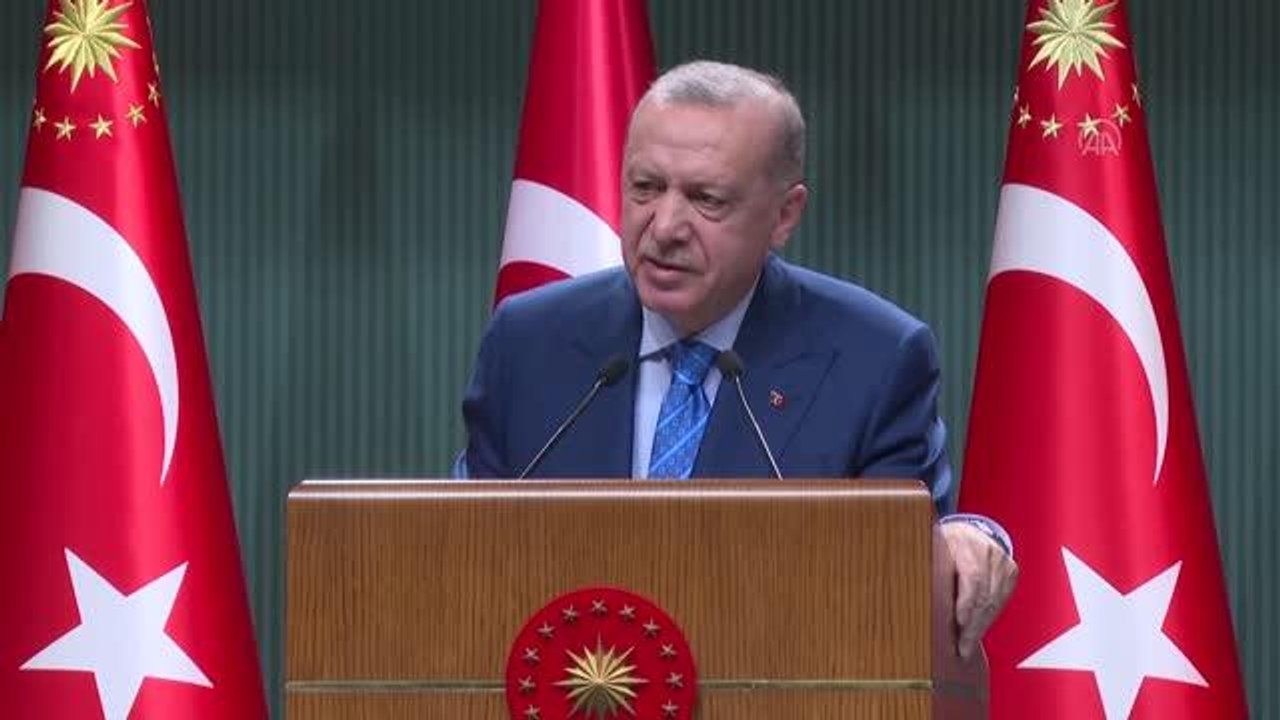 Son dakika gündem: Cumhurbaşkanı Erdoğan: "Türkiye, elbette isteyenin istediği gibi elini kolunu sallayarak girip çıkabileceği, dilediği gibi hareket edebileceği...