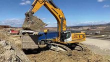 Liebherr 976 Excavator Loading Trucks