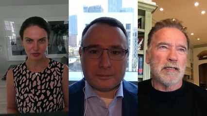 Arnold Schwarzenegger s'en prend aux antivax et anti-masques