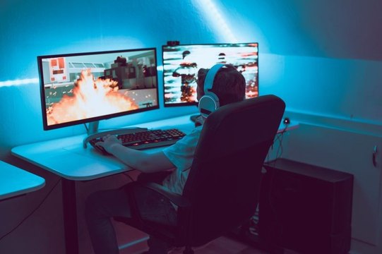 صنّف التابعة للهيئة العامة لتنظيم قطاع الاتصالات في الإمارات تحدد 7 فئات خطرة من الألعاب الإلكترونية