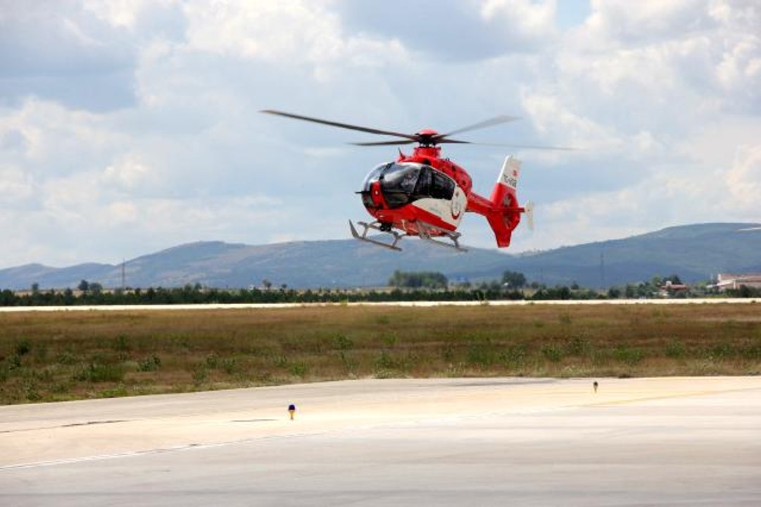 Son dakika 3. sayfa: Nefes alamayan KOAH Hastasına ambulans helikopter ile müdahale edildi